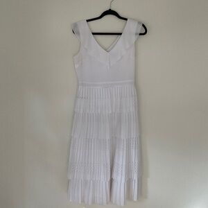 Banana Republic size 4 white dress
